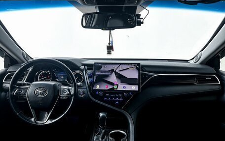 Toyota Camry, 2018 год, 2 900 000 рублей, 22 фотография