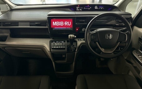 Honda Stepwgn IV, 2017 год, 2 100 000 рублей, 9 фотография
