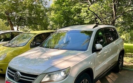 Volkswagen Tiguan I, 2010 год, 850 000 рублей, 1 фотография