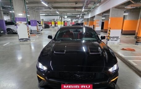 Ford Mustang VI рестайлинг, 2019 год, 3 540 000 рублей, 2 фотография