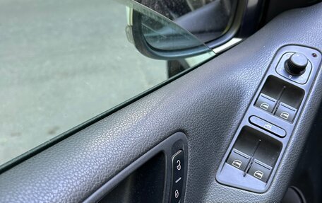 Volkswagen Tiguan I, 2010 год, 850 000 рублей, 7 фотография