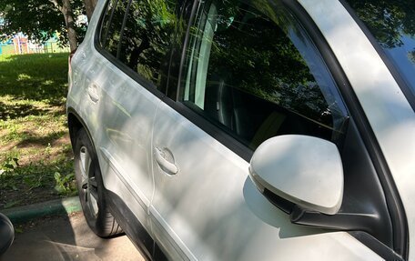 Volkswagen Tiguan I, 2010 год, 850 000 рублей, 3 фотография