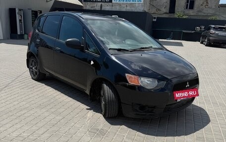 Mitsubishi Colt VI рестайлинг, 2009 год, 680 000 рублей, 2 фотография