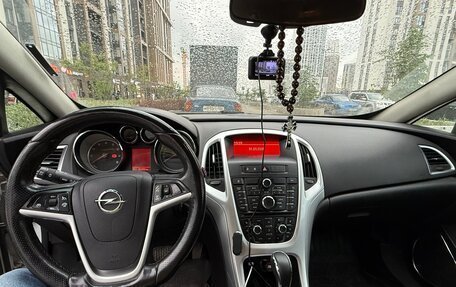 Opel Astra J, 2013 год, 800 000 рублей, 6 фотография
