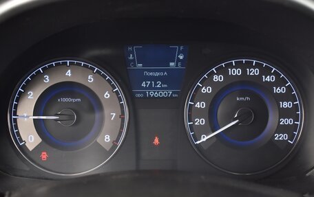 Hyundai Solaris II рестайлинг, 2013 год, 670 000 рублей, 17 фотография