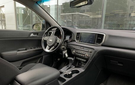 KIA Sportage IV рестайлинг, 2021 год, 2 570 000 рублей, 10 фотография
