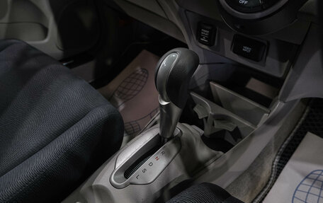 Honda Insight II рестайлинг, 2009 год, 849 000 рублей, 26 фотография