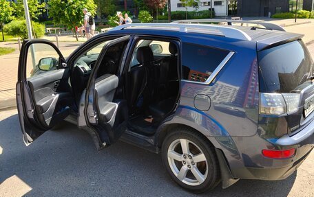 Mitsubishi Outlander III рестайлинг 3, 2008 год, 770 000 рублей, 7 фотография