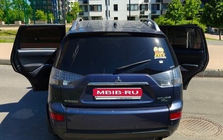 Mitsubishi Outlander III рестайлинг 3, 2008 год, 770 000 рублей, 3 фотография