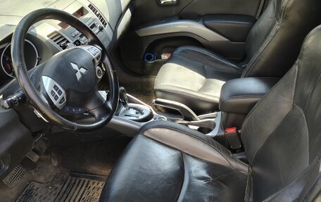 Mitsubishi Outlander III рестайлинг 3, 2008 год, 770 000 рублей, 19 фотография