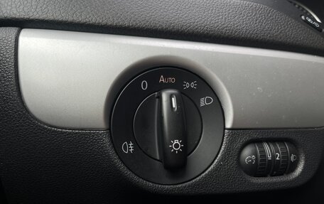 Volkswagen Jetta VI, 2012 год, 1 000 000 рублей, 18 фотография