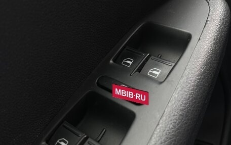 Volkswagen Jetta VI, 2012 год, 1 000 000 рублей, 19 фотография