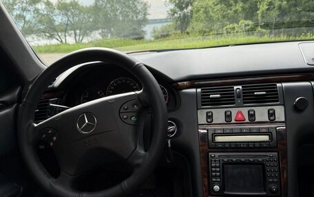 Mercedes-Benz E-Класс, 2000 год, 520 000 рублей, 8 фотография