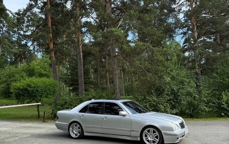 Mercedes-Benz E-Класс, 2000 год, 520 000 рублей, 13 фотография