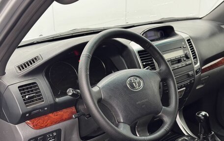 Toyota Land Cruiser 200, 2007 год, 1 890 000 рублей, 16 фотография