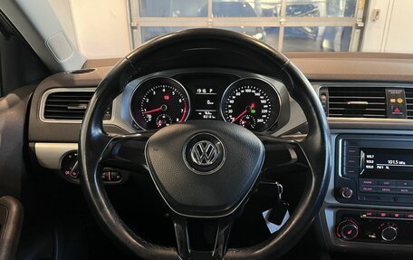 Volkswagen Jetta VI, 2017 год, 1 250 000 рублей, 10 фотография