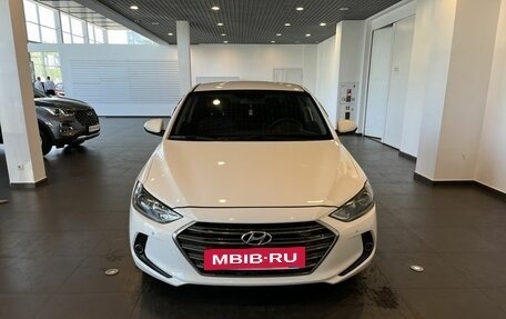 Hyundai Elantra VI рестайлинг, 2016 год, 1 435 000 рублей, 8 фотография