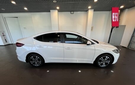 Hyundai Elantra VI рестайлинг, 2016 год, 1 435 000 рублей, 2 фотография