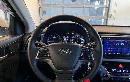Hyundai Elantra VI рестайлинг, 2016 год, 1 435 000 рублей, 10 фотография