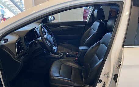 Hyundai Elantra VI рестайлинг, 2016 год, 1 435 000 рублей, 16 фотография
