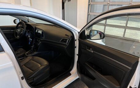 Hyundai Elantra VI рестайлинг, 2016 год, 1 435 000 рублей, 27 фотография