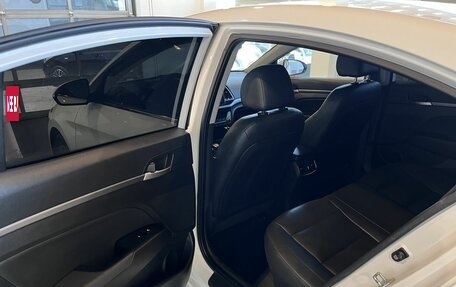 Hyundai Elantra VI рестайлинг, 2016 год, 1 435 000 рублей, 24 фотография