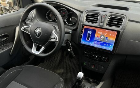 Renault Logan II, 2022 год, 1 064 000 рублей, 5 фотография