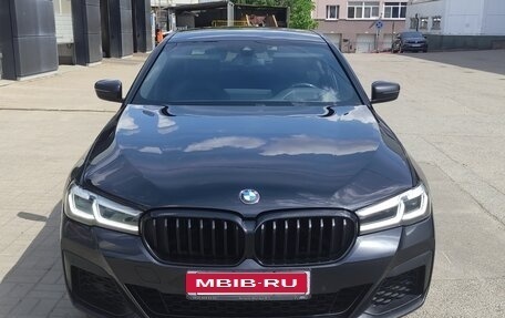 BMW 5 серия, 2022 год, 4 200 000 рублей, 1 фотография