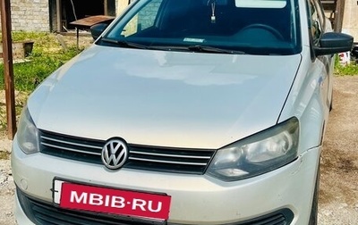 Volkswagen Polo VI (EU Market), 2012 год, 550 000 рублей, 1 фотография