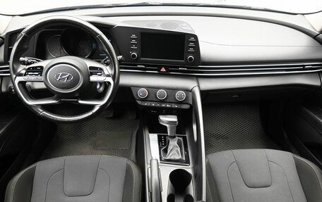 Hyundai Elantra, 2021 год, 2 039 000 рублей, 10 фотография