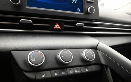 Hyundai Elantra, 2021 год, 2 039 000 рублей, 19 фотография