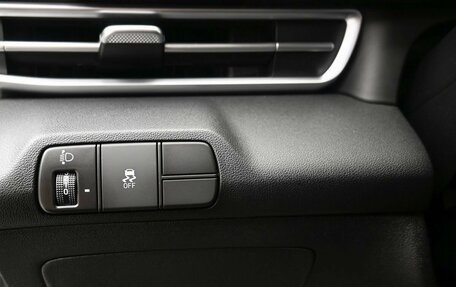 Hyundai Elantra, 2021 год, 2 039 000 рублей, 22 фотография