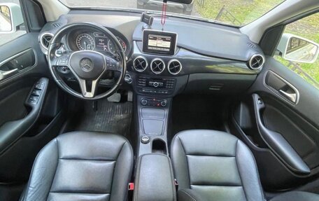 Mercedes-Benz B-Класс, 2013 год, 1 100 000 рублей, 3 фотография