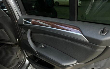 BMW X5, 2008 год, 1 700 000 рублей, 24 фотография