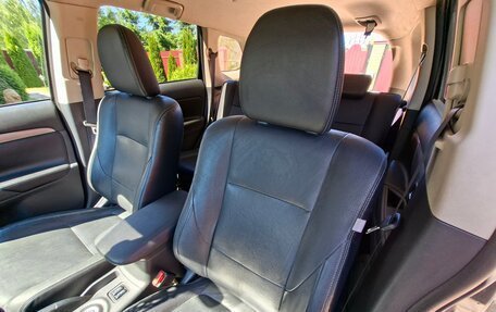 Mitsubishi Outlander III рестайлинг 3, 2013 год, 1 550 000 рублей, 9 фотография