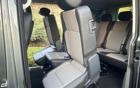 Volkswagen Caravelle T6 рестайлинг, 2023 год, 7 500 000 рублей, 15 фотография