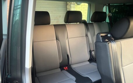 Volkswagen Caravelle T6 рестайлинг, 2023 год, 7 500 000 рублей, 13 фотография
