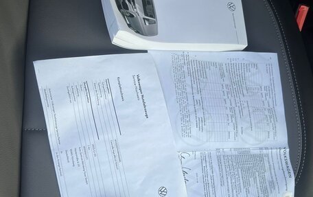 Volkswagen Caravelle T6 рестайлинг, 2023 год, 7 500 000 рублей, 39 фотография