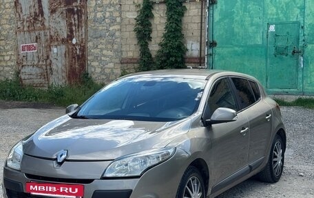 Renault Megane III, 2012 год, 330 000 рублей, 2 фотография