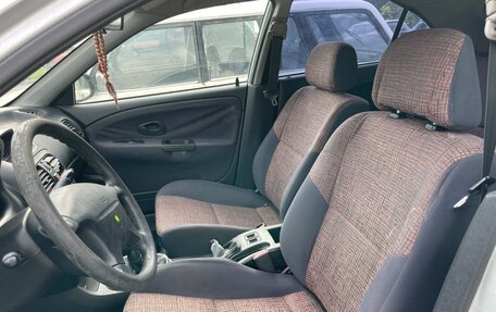 Mitsubishi Carisma I, 1999 год, 199 000 рублей, 9 фотография