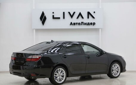 Toyota Camry, 2017 год, 1 945 000 рублей, 4 фотография