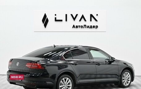 Volkswagen Passat B8 рестайлинг, 2019 год, 1 925 000 рублей, 4 фотография
