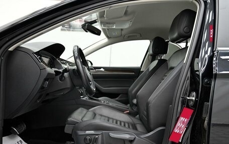 Volkswagen Passat B8 рестайлинг, 2019 год, 1 925 000 рублей, 5 фотография