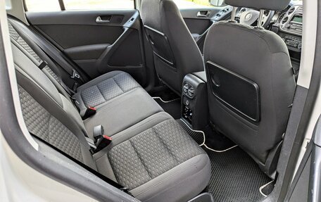 Volkswagen Tiguan I, 2010 год, 830 000 рублей, 11 фотография
