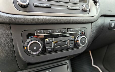 Volkswagen Tiguan I, 2010 год, 830 000 рублей, 18 фотография