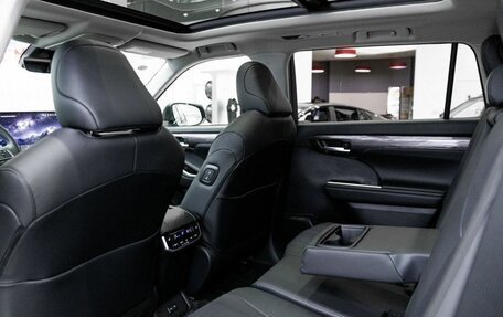 Toyota Highlander, 2026 год, 5 690 000 рублей, 10 фотография