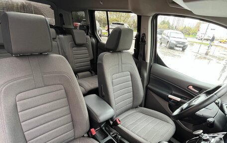 Ford Tourneo Connect II рестайлинг, 2018 год, 2 300 000 рублей, 7 фотография