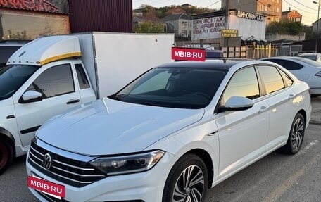 Volkswagen Jetta VII, 2021 год, 1 880 000 рублей, 2 фотография