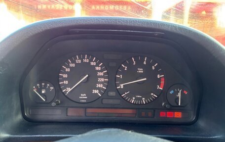 BMW 7 серия, 1988 год, 450 000 рублей, 13 фотография