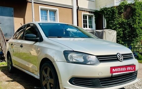 Volkswagen Polo VI (EU Market), 2012 год, 550 000 рублей, 3 фотография